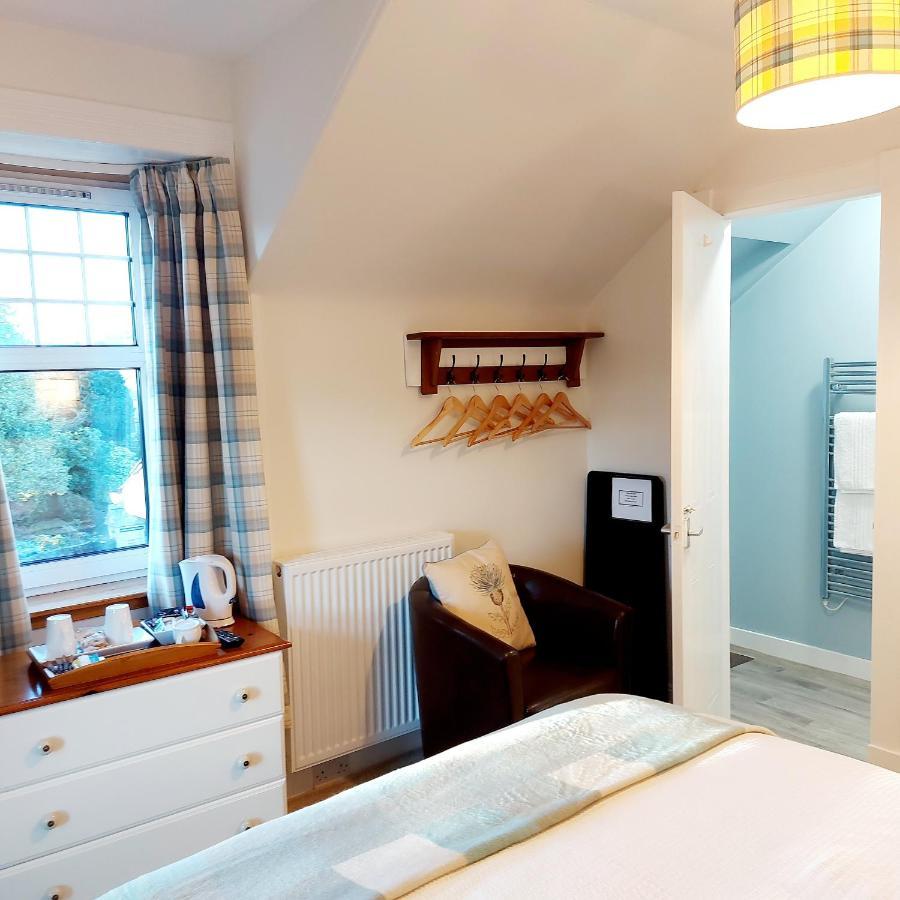 Firtree Bed And Breakfast At Galvelbeg House Crieff Exterior foto